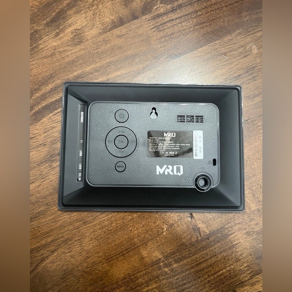 7 inch digital photo frame - Picture 4 of 5